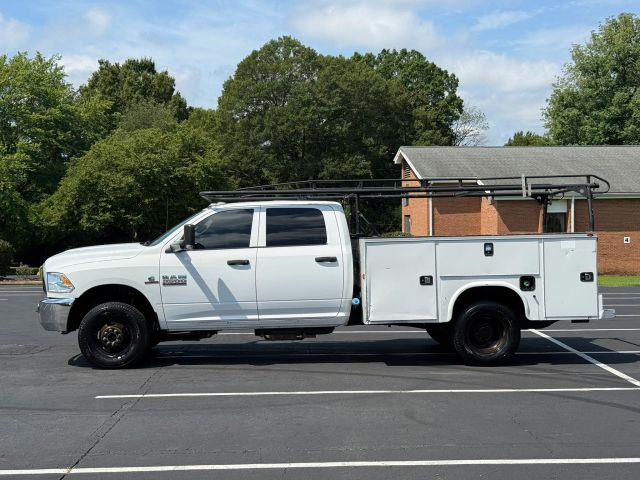 ram ram 3500 chassis cab 2018 3C7WRTCL5JG401860 image ram ram 3500 chassis cab 2018 3C7WRTCL5JG401860 image